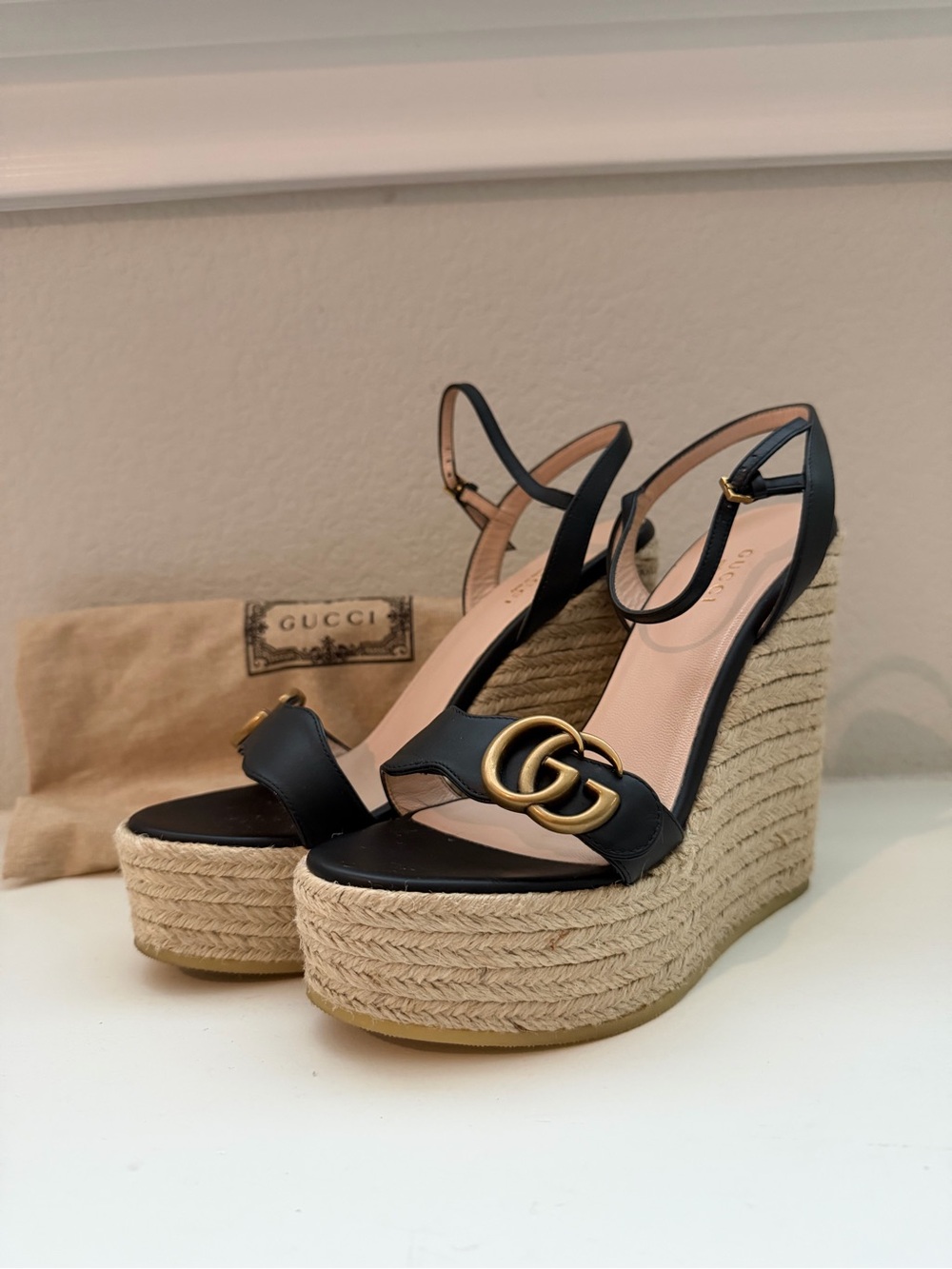 GUCCI Women's GG Marmont Wedge Espadrille Sandals Leather - Picture 2 of 8
